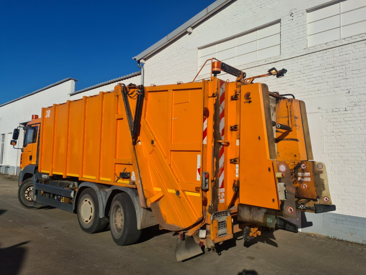 Сміттєвози Для транспортування сміття MAN TGA 28.320 6x2-4 BL TGA 28.320 6X2-4 BL, Lenkachse, Schörling 3R20SEW, Zöller-Schüttung: фото 8
