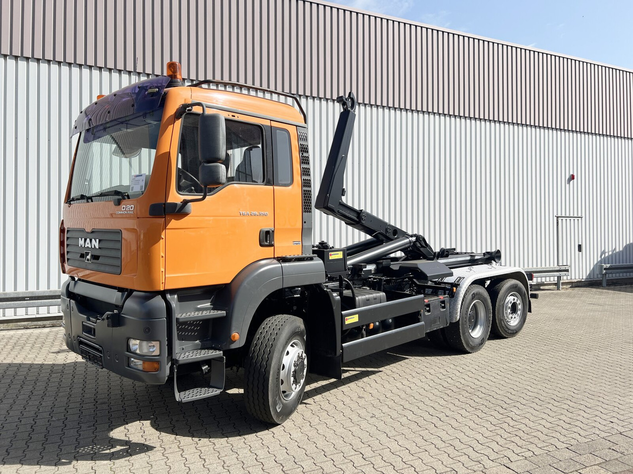 MAN TGA 28.350 6X4-4 BL TGA 28.350 6X4-4 BL, Lift-/Lenkachse, Meiller - Гаковий мультиліфт вантажівка: фото 1 MAN TGA 28.350 6X4-4 BL TGA 28.350 6X4-4 BL, Lift-/Lenkachse, Meiller - Гаковий мультиліфт вантажівка: фото 1