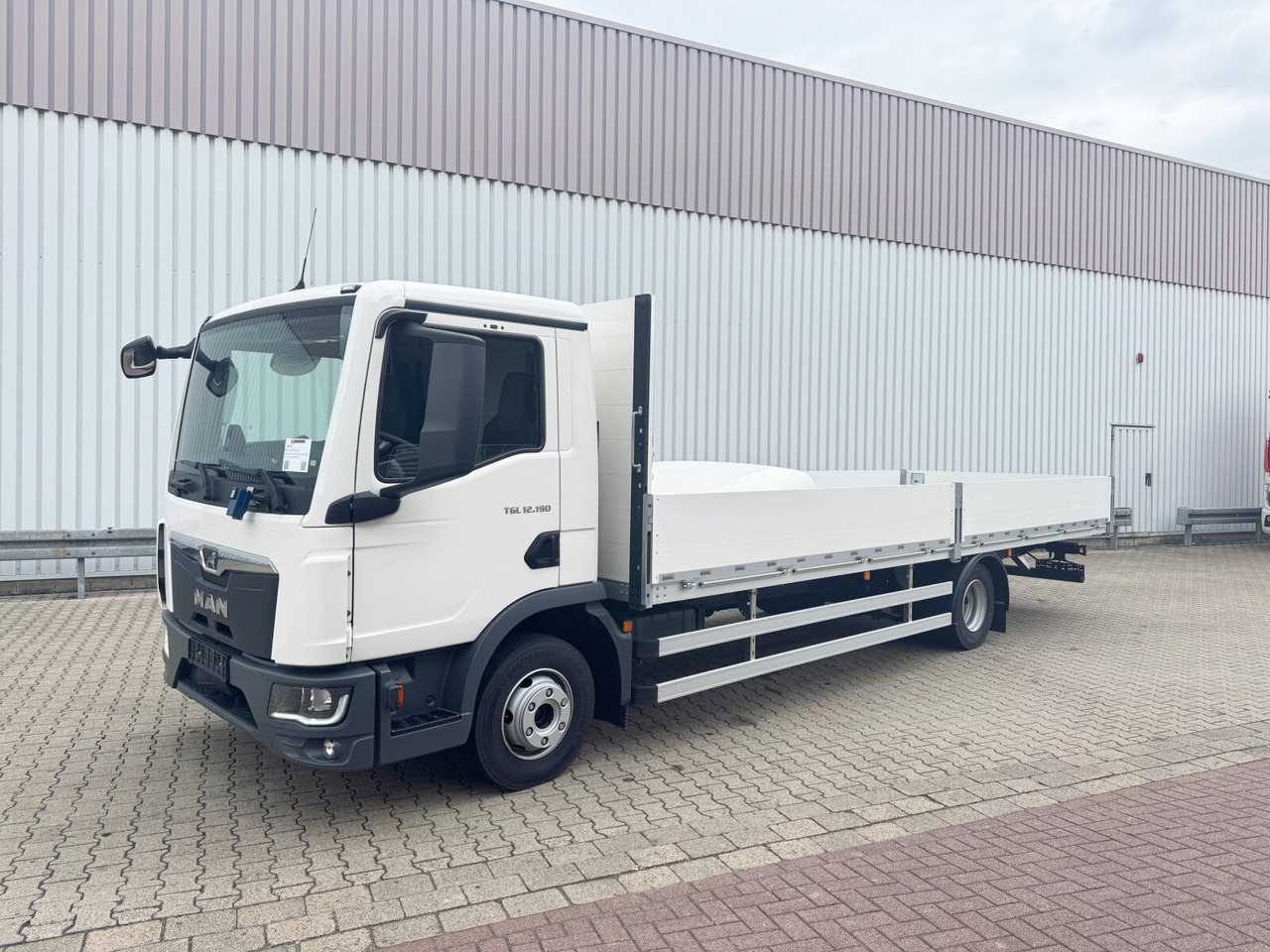 MAN TGL 12.190 4x2 BL TGL 12.190 4x2 BL - Бортова вантажівка/ Платформа: фото 1 MAN TGL 12.190 4x2 BL TGL 12.190 4x2 BL - Бортова вантажівка/ Платформа: фото 1