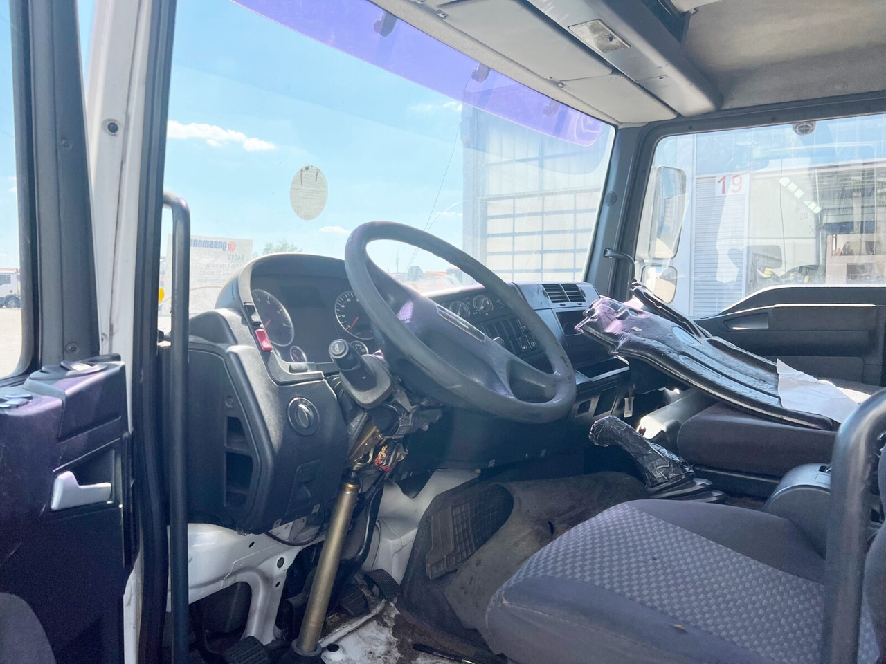 Вантажівка з закритим кузовом MAN TGL 7.150 4x2 BL TGL 7.150 4X2 BL mit MBB LBW: фото 9 Вантажівка з закритим кузовом MAN TGL 7.150 4x2 BL TGL 7.150 4X2 BL mit MBB LBW: фото 9