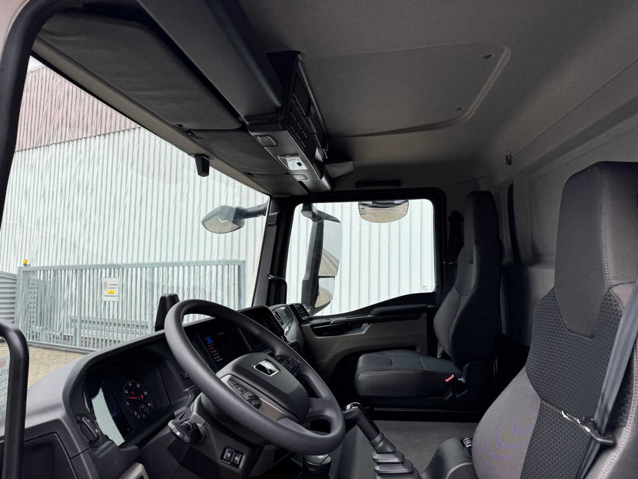 MAN TGL 8.160 4x2 BL CH TGL 8.160 4x2 BL CH - Вантажівка шасі: фото 3 MAN TGL 8.160 4x2 BL CH TGL 8.160 4x2 BL CH - Вантажівка шасі: фото 3