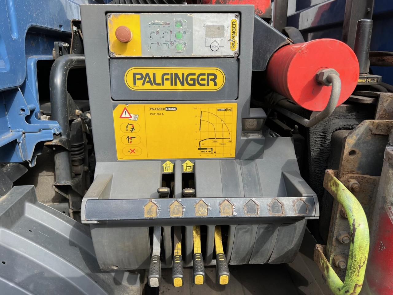 MAN TGM 15.250/340 4X2 BL TGM 15.250/340 4X2 BL mit Kran Palfinger PK 11001 - Вантажівка з маніпулятором, Бортова вантажівка/ Платформа: фото 2 MAN TGM 15.250/340 4X2 BL TGM 15.250/340 4X2 BL mit Kran Palfinger PK 11001 - Вантажівка з маніпулятором, Бортова вантажівка/ Платформа: фото 2