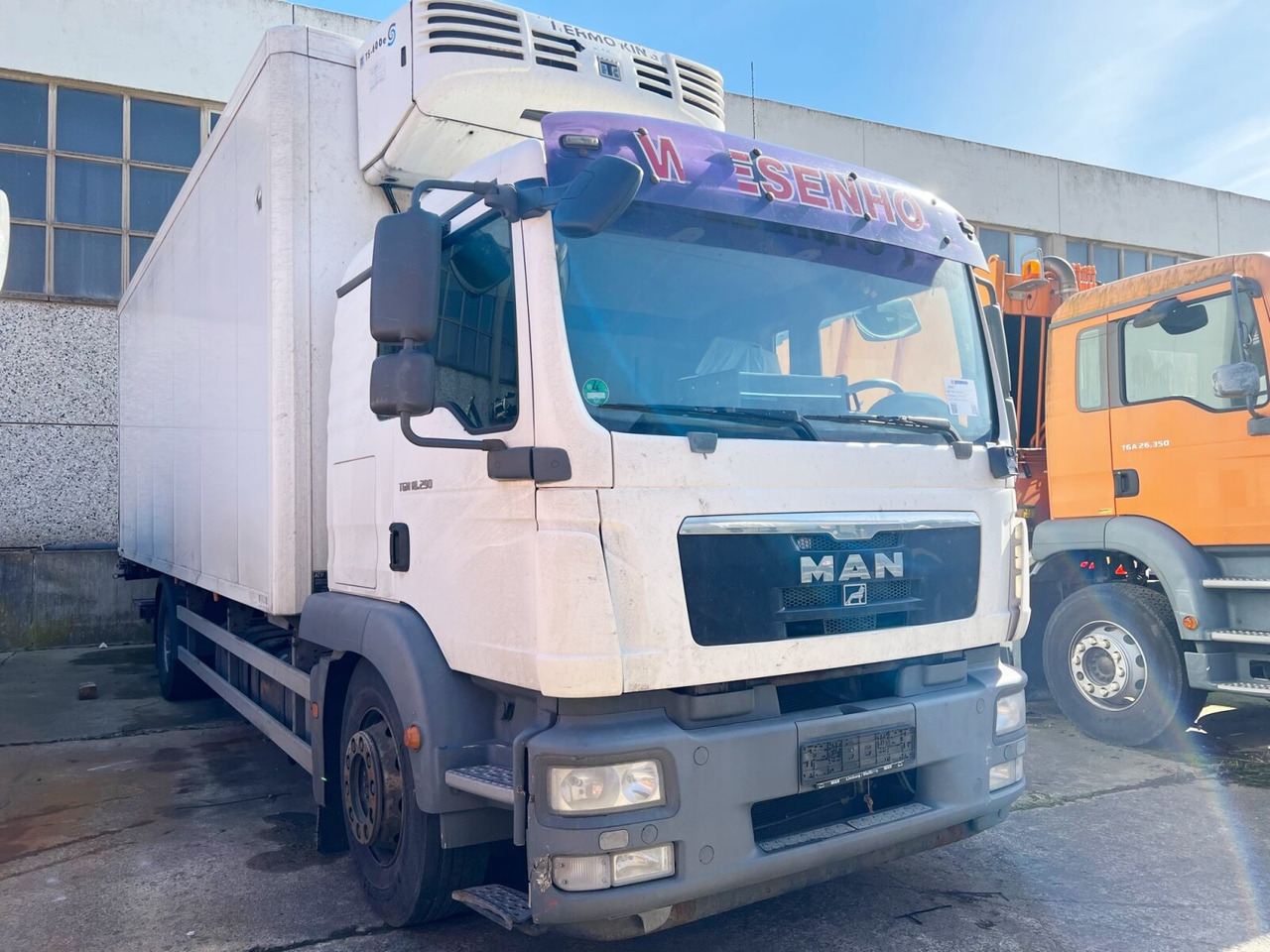 MAN TGM 18.290 4X2 LL TGM 18.290 4X2 LL, Tiefkühlkoffer, Thermoking, unterfaltbare MBB LBW - Рефрижератор вантажівка: фото 1 MAN TGM 18.290 4X2 LL TGM 18.290 4X2 LL, Tiefkühlkoffer, Thermoking, unterfaltbare MBB LBW - Рефрижератор вантажівка: фото 1