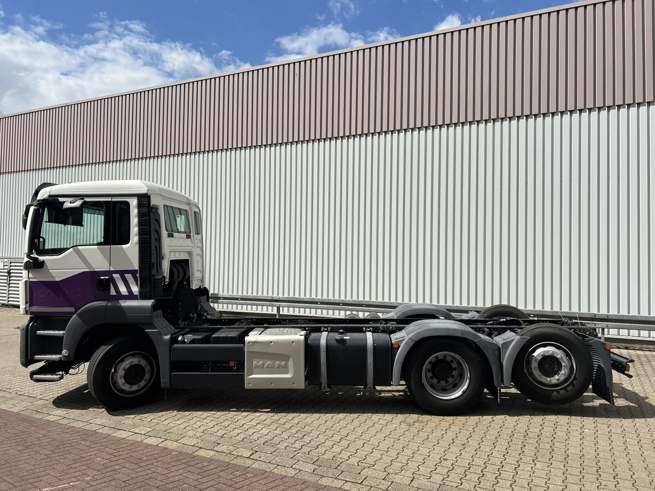Новий Вантажівка шасі MAN TGS 26.320 6X2-4 BL TGS 26.320 6X2-4 BL, Lenk-/Liftachse, Rechtslenker, Export Only!: фото 12