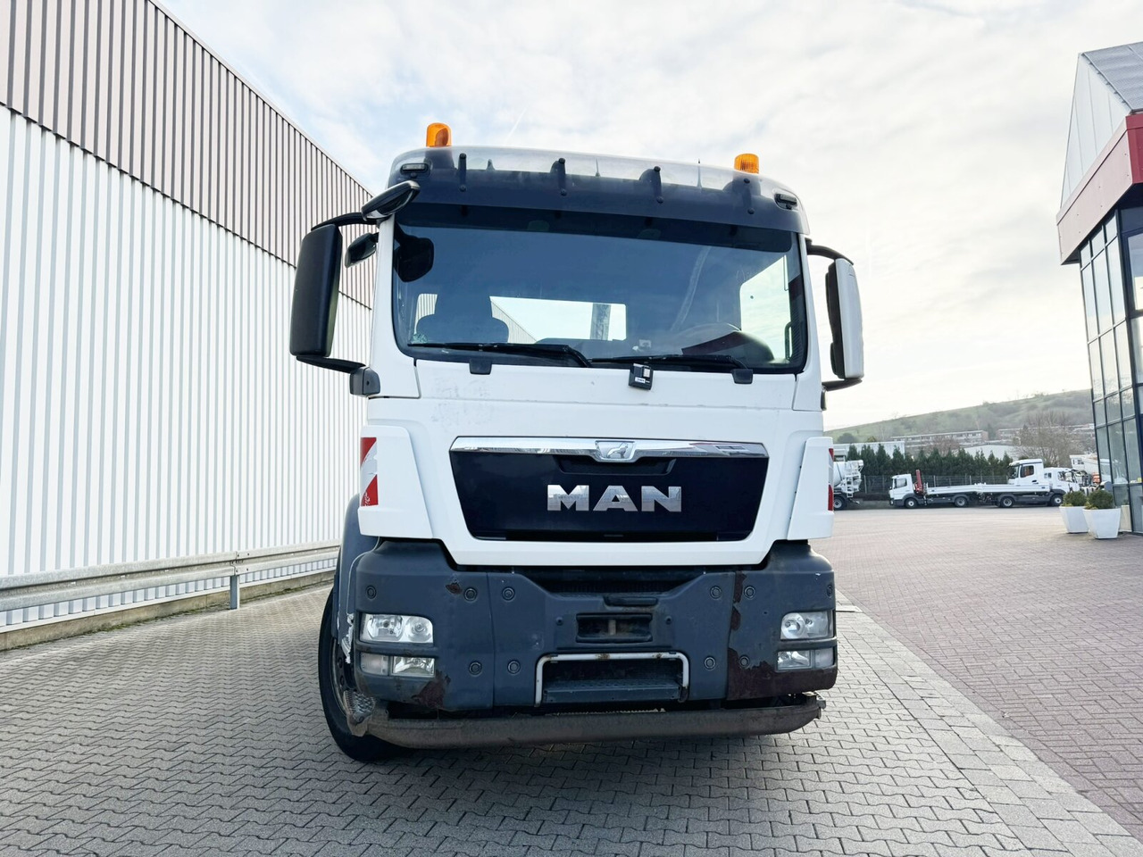 Скіповий навантажувач вантажівка MAN TGS 26.400 6x2/4 BL TGS 26.400 6x2/4 BL mit Vorlauflenk-/liftachse, Multilift: фото 6