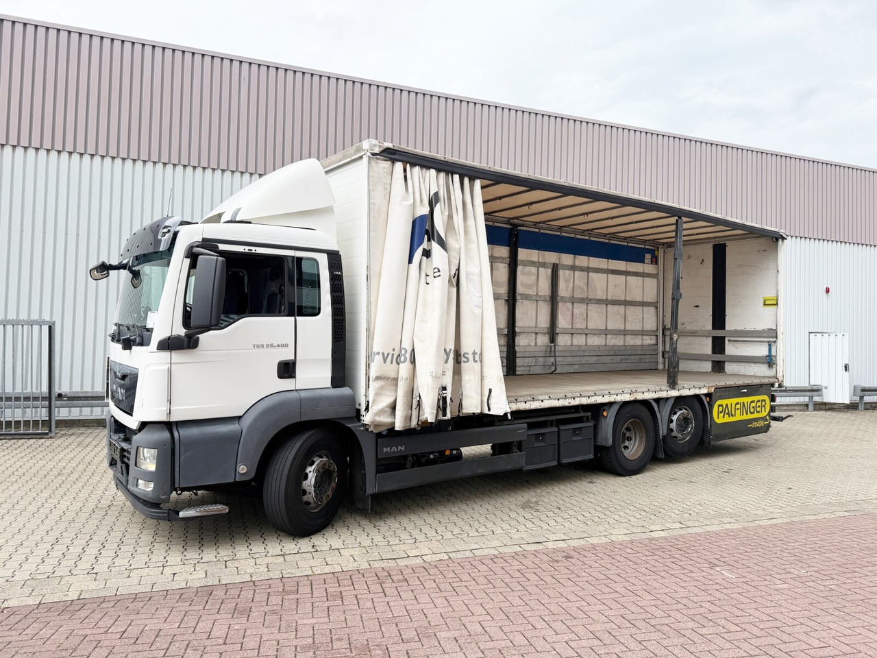 MAN TGS 26.400 6x2-4 LL TGS 26.400 6x2-4 LL, Lenk-/Liftachse - Бортова вантажівка/ Платформа, Вантажівка з маніпулятором: фото 1 MAN TGS 26.400 6x2-4 LL TGS 26.400 6x2-4 LL, Lenk-/Liftachse - Бортова вантажівка/ Платформа, Вантажівка з маніпулятором: фото 1