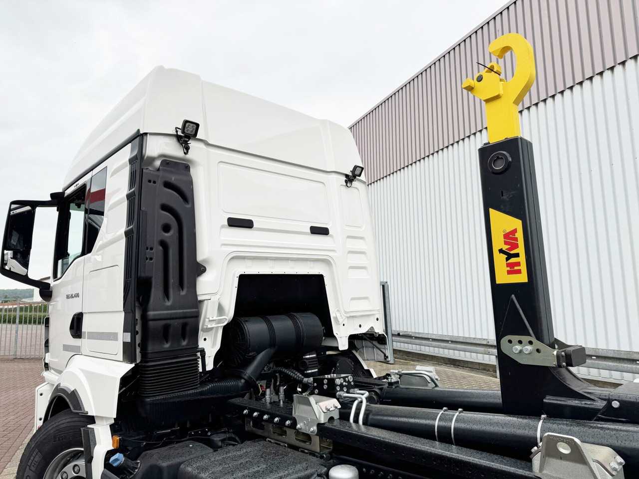MAN TGS 26.470 6x2-4 LL CH TGS 26.470 6x2-4 LL CH, Retarder, Navi, Lenk-/Liftachse - Гаковий мультиліфт вантажівка: фото 2 MAN TGS 26.470 6x2-4 LL CH TGS 26.470 6x2-4 LL CH, Retarder, Navi, Lenk-/Liftachse - Гаковий мультиліфт вантажівка: фото 2