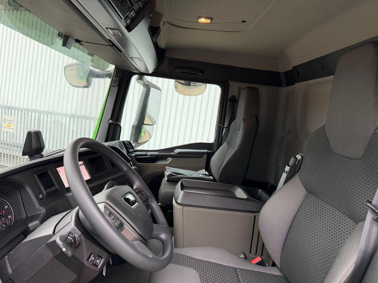 MAN TGS 26.520 6x2-2 BL TGS 26.520 6x2-2 BL, Navi, Liftachse - Гаковий мультиліфт вантажівка: фото 5 MAN TGS 26.520 6x2-2 BL TGS 26.520 6x2-2 BL, Navi, Liftachse - Гаковий мультиліфт вантажівка: фото 5