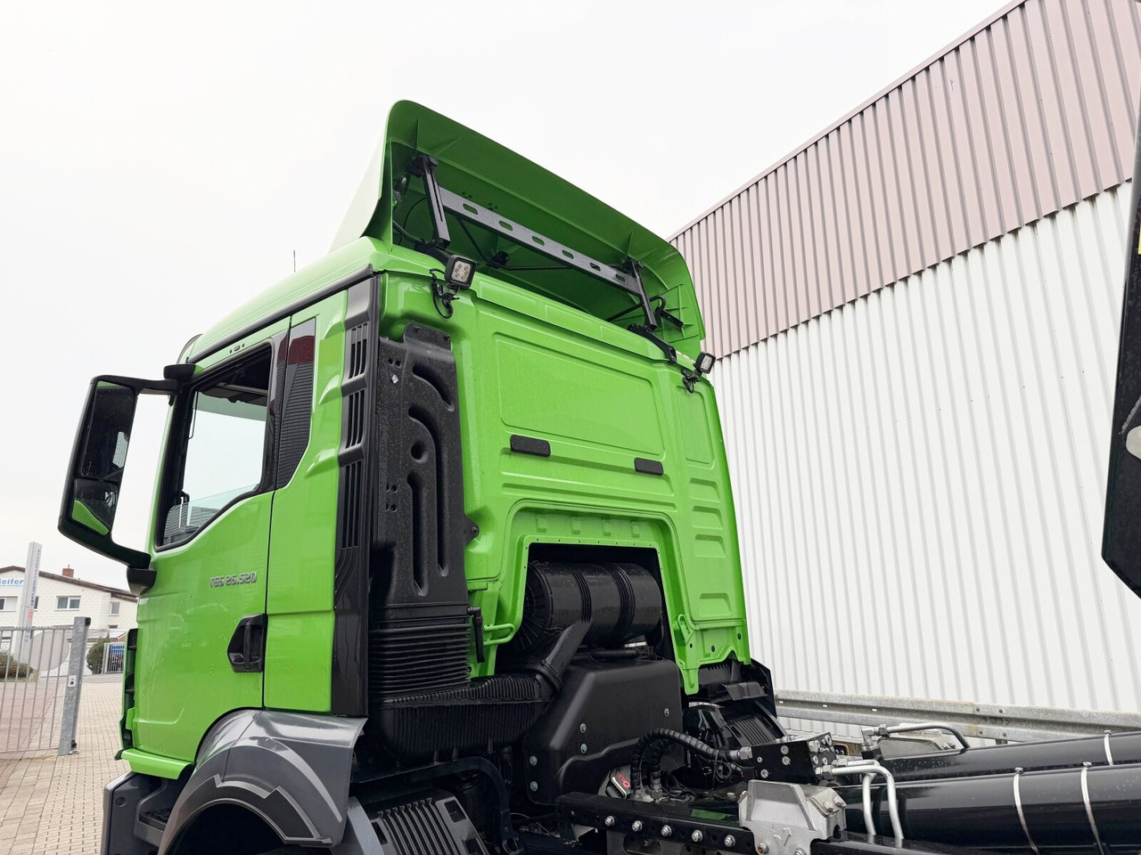 MAN TGS 26.520 6x2-2 BL TGS 26.520 6x2-2 BL, Navi, Liftachse - Гаковий мультиліфт вантажівка: фото 3 MAN TGS 26.520 6x2-2 BL TGS 26.520 6x2-2 BL, Navi, Liftachse - Гаковий мультиліфт вантажівка: фото 3