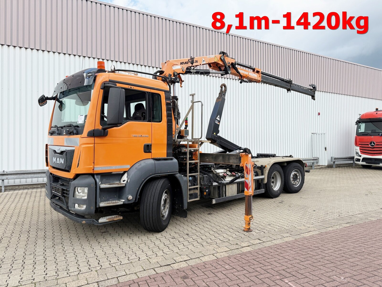 MAN TGS 28.440 6x2-4 BL TGS 28.440 6x2-4 BL, Lenk-/Liftachse, Kran Atlas 126.3E-A2L, Funk - Гаковий мультиліфт вантажівка, Вантажівка з маніпулятором: фото 1 MAN TGS 28.440 6x2-4 BL TGS 28.440 6x2-4 BL, Lenk-/Liftachse, Kran Atlas 126.3E-A2L, Funk - Гаковий мультиліфт вантажівка, Вантажівка з маніпулятором: фото 1