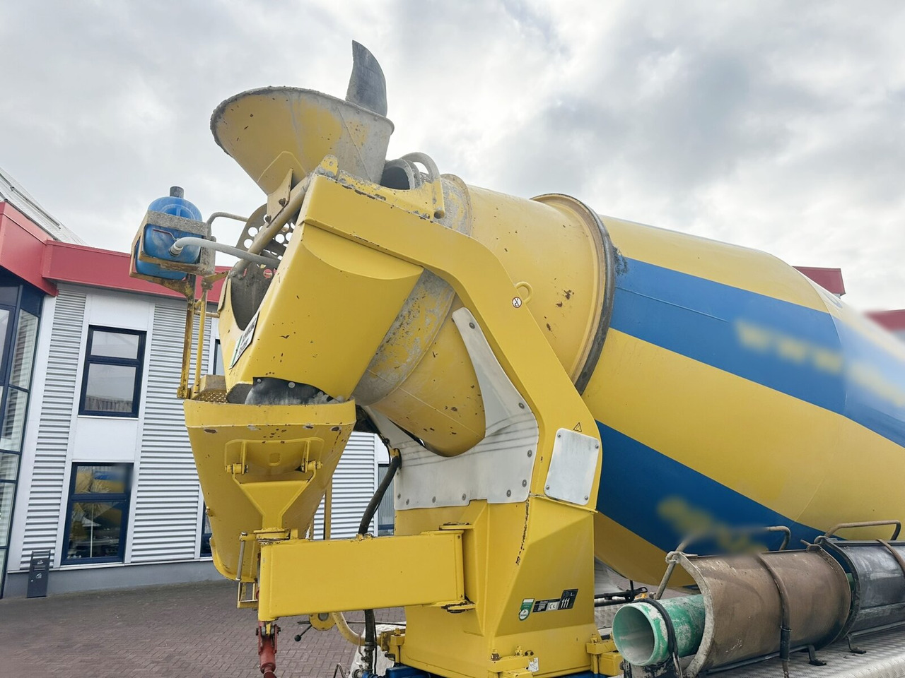 MAN TGS 32.400 8X4 BB TGS 32.400 8x4 BB, Stetter ca. 9m³ - Автобетонозмішувач: фото 3 MAN TGS 32.400 8X4 BB TGS 32.400 8x4 BB, Stetter ca. 9m³ - Автобетонозмішувач: фото 3