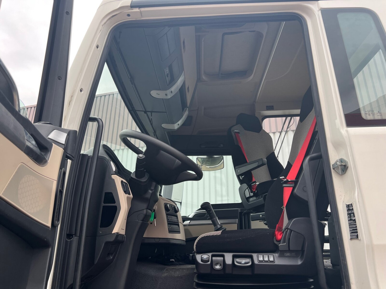 MAN TGS 33.360 6x4 BB TGS 33.360 6x4 BB, Häckslerkabine, NMV Nebenantrieb - Вантажівка шасі: фото 2 MAN TGS 33.360 6x4 BB TGS 33.360 6x4 BB, Häckslerkabine, NMV Nebenantrieb - Вантажівка шасі: фото 2