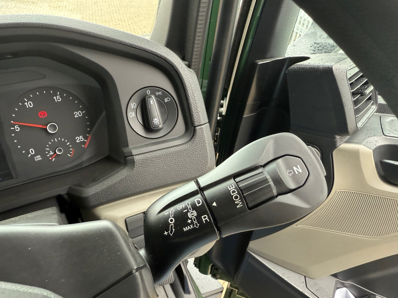 MAN TGS 33.440 6x6 BB CH RHD TGS 33.440 6x6 BB CH RHD, Euro2, Rechtslenker, Einzelbereifung - Вантажівка шасі: фото 4 MAN TGS 33.440 6x6 BB CH RHD TGS 33.440 6x6 BB CH RHD, Euro2, Rechtslenker, Einzelbereifung - Вантажівка шасі: фото 4