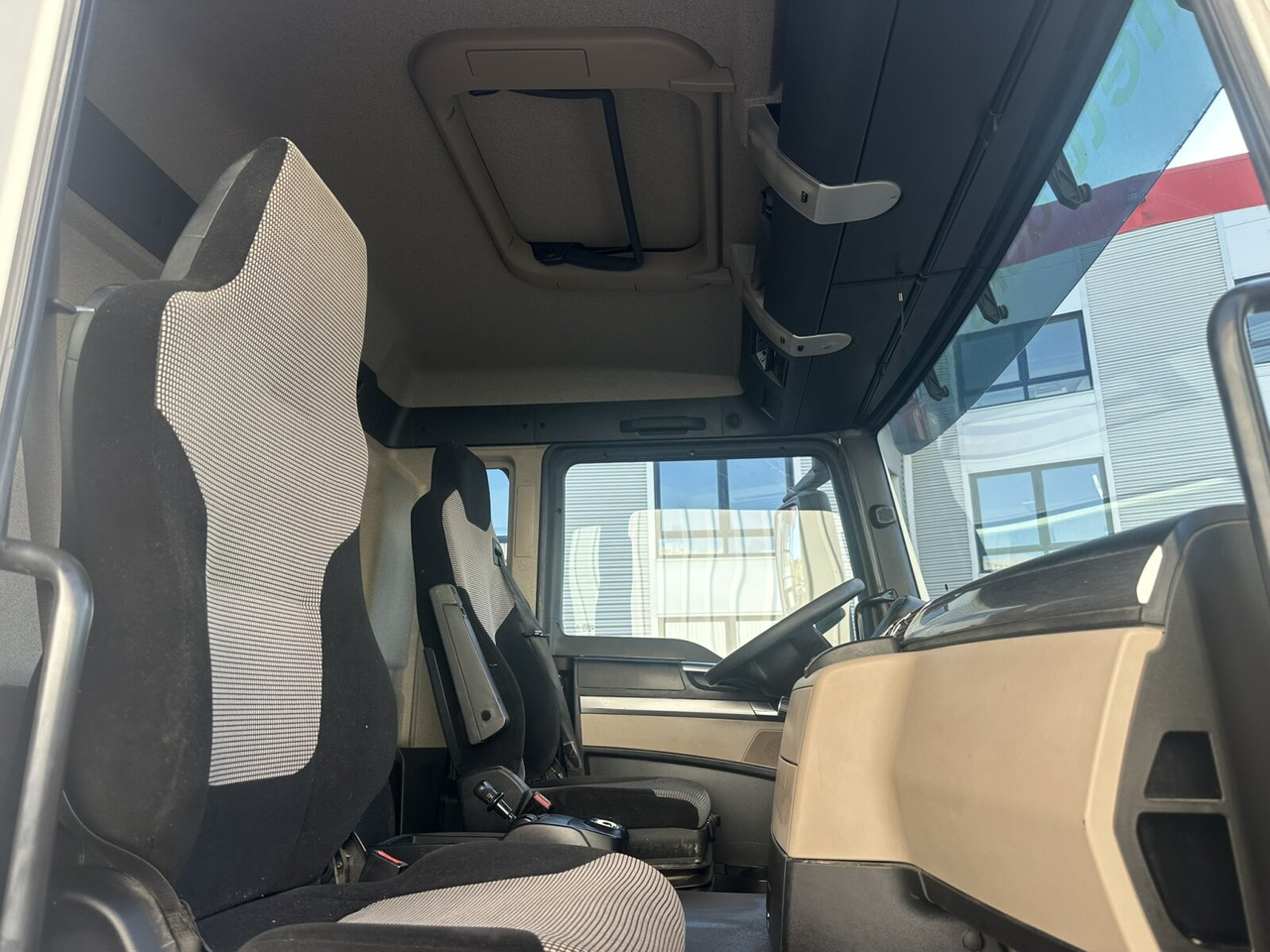 MAN TGS 35.460 8X4 BB TGS 35.460 8X4 BB, Meiller Bordmatik 13m³ - Самоскид вантажівка: фото 5 MAN TGS 35.460 8X4 BB TGS 35.460 8X4 BB, Meiller Bordmatik 13m³ - Самоскид вантажівка: фото 5