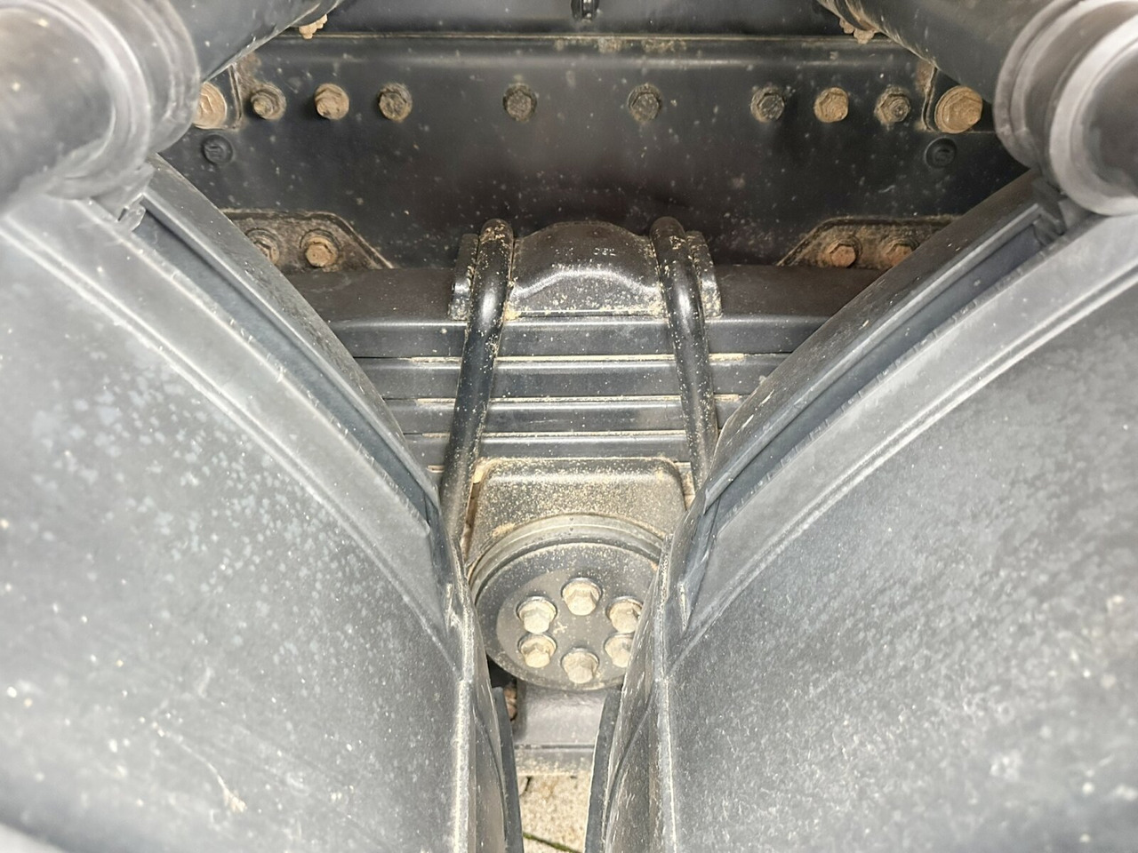 MAN TGS 35.460 8X4 BB TGS 35.460 8X4 BB, Meiller Bordmatik, Rollplane, 13m³ - Самоскид вантажівка: фото 5 MAN TGS 35.460 8X4 BB TGS 35.460 8X4 BB, Meiller Bordmatik, Rollplane, 13m³ - Самоскид вантажівка: фото 5