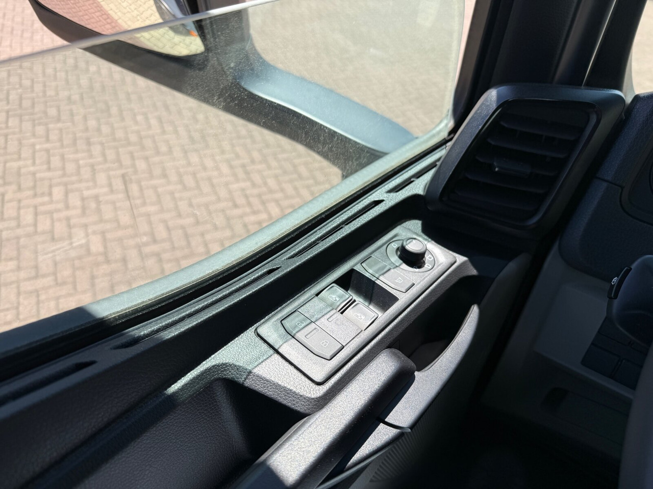 MAN TGS 35.470 8x4-4 BL TGS 35.470 8x4-4 BL, Lenk-/Liftachse, Navi, Motorabtrieb - Вантажівка шасі: фото 5 MAN TGS 35.470 8x4-4 BL TGS 35.470 8x4-4 BL, Lenk-/Liftachse, Navi, Motorabtrieb - Вантажівка шасі: фото 5