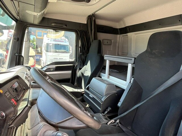 MAN TGS 35.500 8x4-4 BL TGS 35.500 8x4-4 BL, Lenk-/Liftachse, Kran HMF 3220-K6, Funk - Гаковий мультиліфт вантажівка, Вантажівка з маніпулятором: фото 4 MAN TGS 35.500 8x4-4 BL TGS 35.500 8x4-4 BL, Lenk-/Liftachse, Kran HMF 3220-K6, Funk - Гаковий мультиліфт вантажівка, Вантажівка з маніпулятором: фото 4