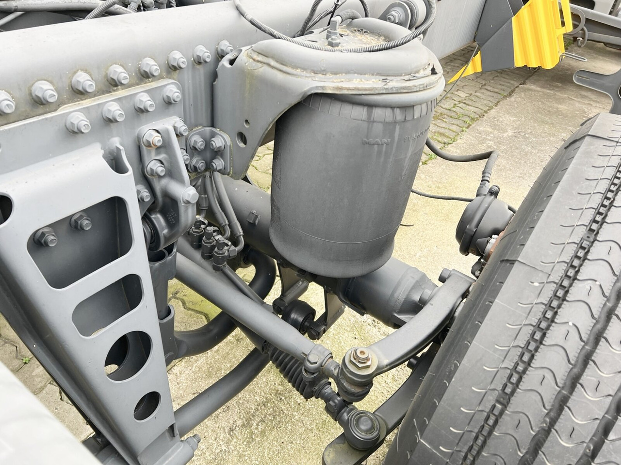 MAN TGS 50.480BB 10x4 TGS 50.480 BB 10x4, 2x VORHANDEN! - Вантажівка шасі: фото 4 MAN TGS 50.480BB 10x4 TGS 50.480 BB 10x4, 2x VORHANDEN! - Вантажівка шасі: фото 4