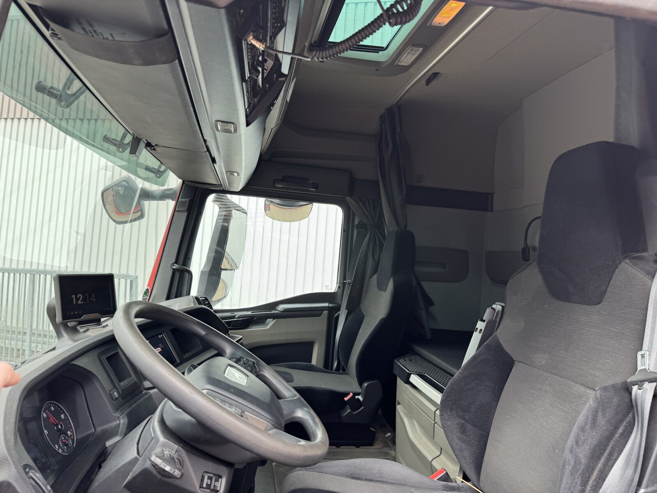 MAN TGX 26.470 6X2-4 BL TGX 26.470 6X2-4 BL, Lenk-/Liftachse, XLX-Fahrerhaus, VDL Abrollanlage 7m - Гаковий мультиліфт вантажівка: фото 3 MAN TGX 26.470 6X2-4 BL TGX 26.470 6X2-4 BL, Lenk-/Liftachse, XLX-Fahrerhaus, VDL Abrollanlage 7m - Гаковий мультиліфт вантажівка: фото 3