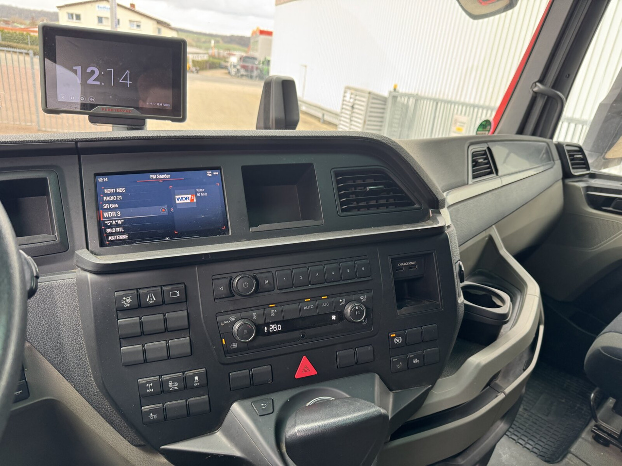 MAN TGX 26.470 6X2-4 BL TGX 26.470 6X2-4 BL, Lenk-/Liftachse, XLX-Fahrerhaus, VDL Abrollanlage 7m - Гаковий мультиліфт вантажівка: фото 5 MAN TGX 26.470 6X2-4 BL TGX 26.470 6X2-4 BL, Lenk-/Liftachse, XLX-Fahrerhaus, VDL Abrollanlage 7m - Гаковий мультиліфт вантажівка: фото 5