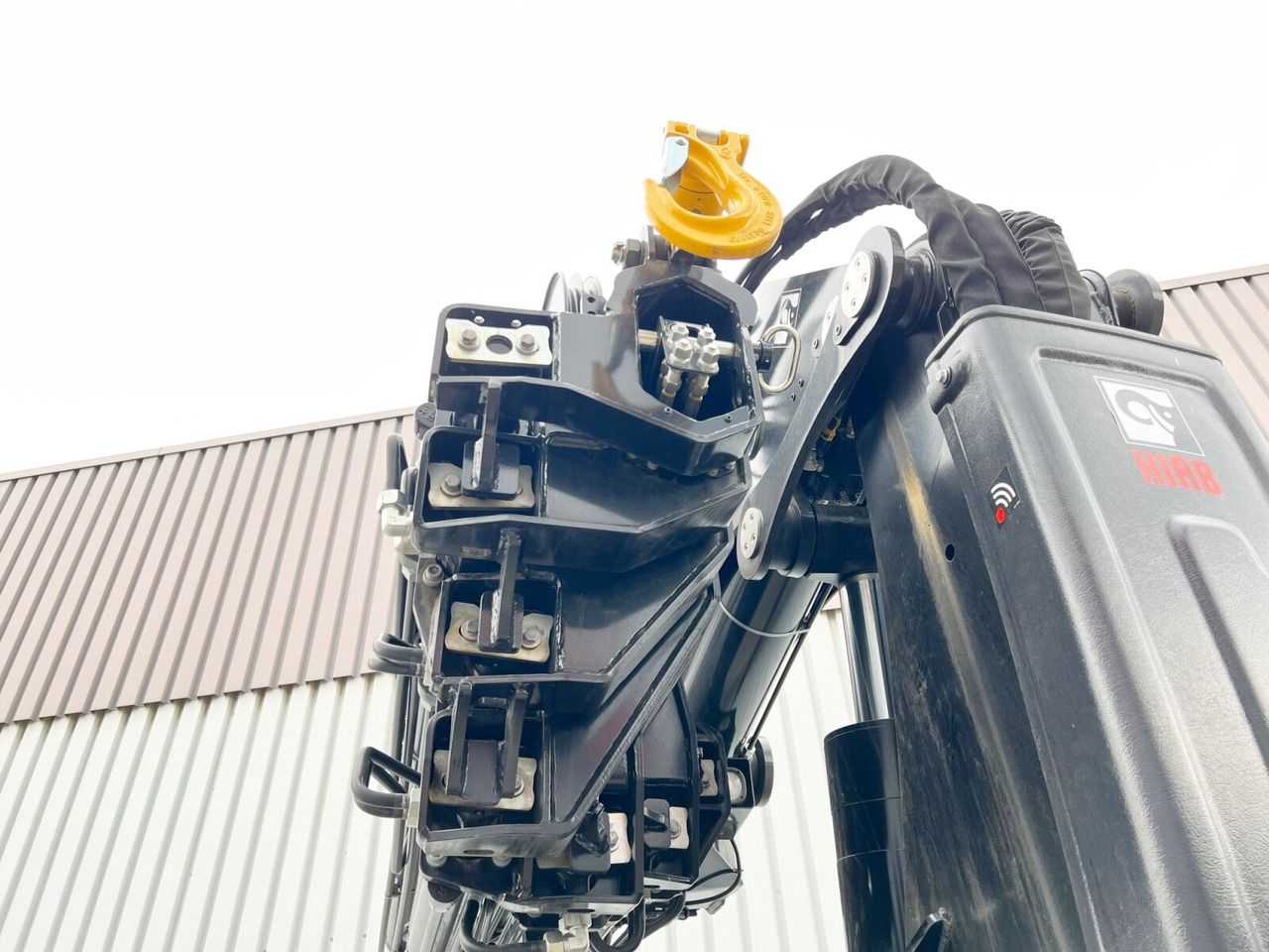 MAN TGX 26.510 6x2-4 LL CH TGX 26.510 6x2-4 LL, Kran Hiab X-HiPro 548 E-8, Lenk-/Liftachse, TwistLock 20Fuß, Funk, Retarder - Вантажівка з маніпулятором, Бортова вантажівка/ Платформа: фото 5 MAN TGX 26.510 6x2-4 LL CH TGX 26.510 6x2-4 LL, Kran Hiab X-HiPro 548 E-8, Lenk-/Liftachse, TwistLock 20Fuß, Funk, Retarder - Вантажівка з маніпулятором, Бортова вантажівка/ Платформа: фото 5