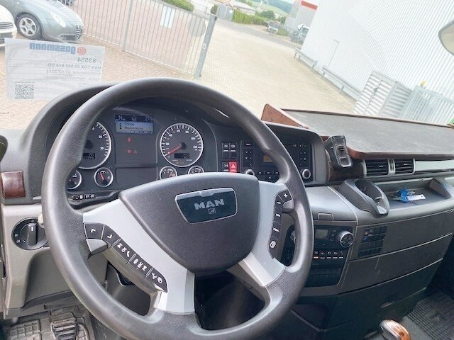 MAN TGX 26.540 6x4 BB TGX 26.540 6x4 BB, Intarder, XXL-Fahrerhaus - Скіповий навантажувач вантажівка: фото 4 MAN TGX 26.540 6x4 BB TGX 26.540 6x4 BB, Intarder, XXL-Fahrerhaus - Скіповий навантажувач вантажівка: фото 4