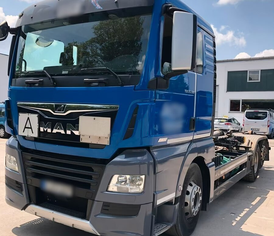 MAN TGX 26.580 6x2-4 BL TGX 26.580 6x2-4 BL, Intarder, Lenk-/Liftachse - Гаковий мультиліфт вантажівка: фото 2 MAN TGX 26.580 6x2-4 BL TGX 26.580 6x2-4 BL, Intarder, Lenk-/Liftachse - Гаковий мультиліфт вантажівка: фото 2