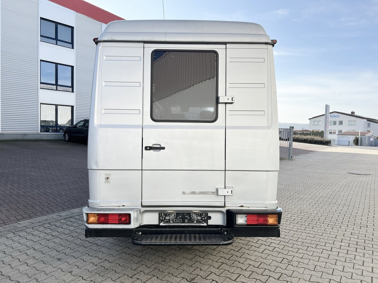 Mercedes-Benz 711 D-KA 4x2 711 D-KA 4x2, Standklima, 11-Sitze, 2 x on stock в лізинг Mercedes-Benz 711 D-KA 4x2 711 D-KA 4x2, Standklima, 11-Sitze, 2 x on stock: фото 13 Mercedes-Benz 711 D-KA 4x2 711 D-KA 4x2, Standklima, 11-Sitze, 2 x on stock в лізинг Mercedes-Benz 711 D-KA 4x2 711 D-KA 4x2, Standklima, 11-Sitze, 2 x on stock: фото 13