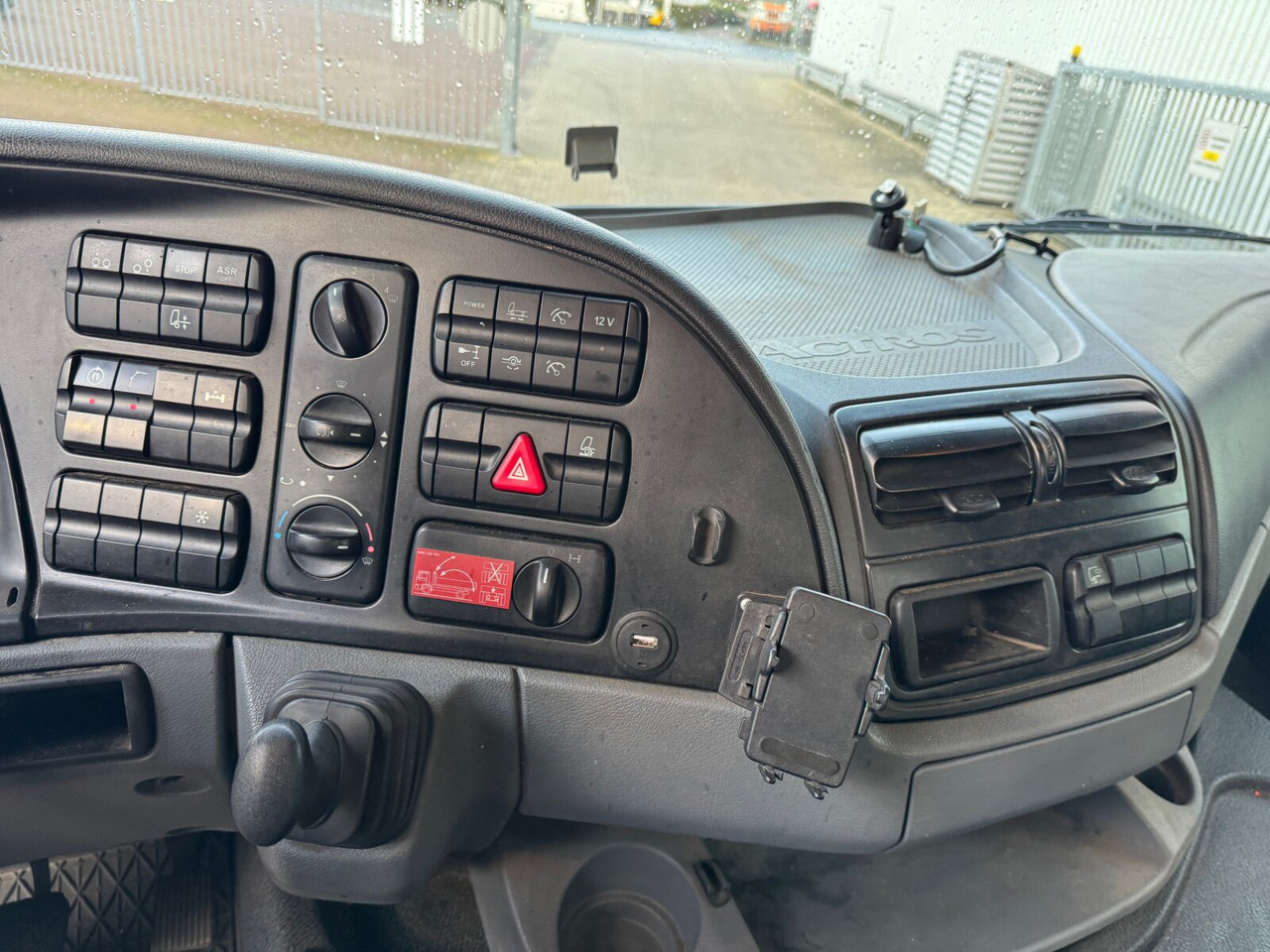 Mercedes-Benz Actros 2541 L 6x2 Actros 2541 L 6x2, Lenkachse, Meiller RK 20.65, Kran Palfinger PK 14002-EH, Funk - Гаковий мультиліфт вантажівка, Вантажівка з маніпулятором: фото 4 Mercedes-Benz Actros 2541 L 6x2 Actros 2541 L 6x2, Lenkachse, Meiller RK 20.65, Kran Palfinger PK 14002-EH, Funk - Гаковий мультиліфт вантажівка, Вантажівка з маніпулятором: фото 4
