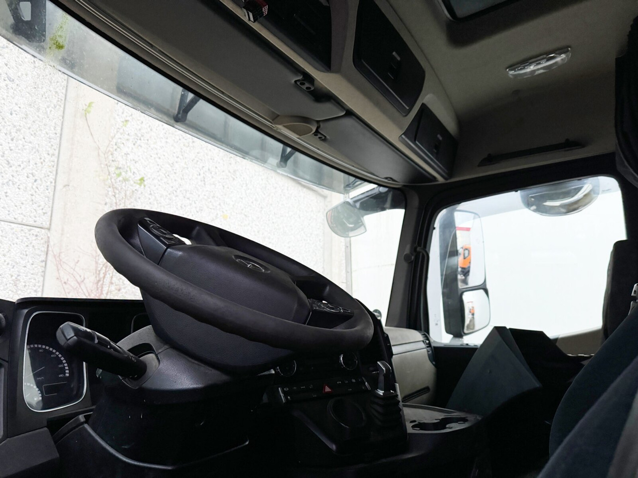 Mercedes-Benz Actros 2548 L 6x2, ERSATZTEILSPENDER! Actros 2548 L 6x2/46, Retarder, Lenk-/Liftachse, ERSATZTEILSPENDER! - Гаковий мультиліфт вантажівка: фото 2 Mercedes-Benz Actros 2548 L 6x2, ERSATZTEILSPENDER! Actros 2548 L 6x2/46, Retarder, Lenk-/Liftachse, ERSATZTEILSPENDER! - Гаковий мультиліфт вантажівка: фото 2