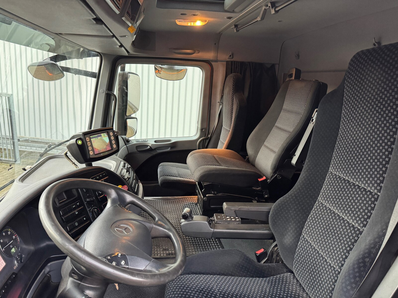Mercedes-Benz Actros 2641/48 L 6x4 Actros 2641/48 L 6x4, Haller M21X2C, Zöller Schüttung - Сміттєвози: фото 4 Mercedes-Benz Actros 2641/48 L 6x4 Actros 2641/48 L 6x4, Haller M21X2C, Zöller Schüttung - Сміттєвози: фото 4