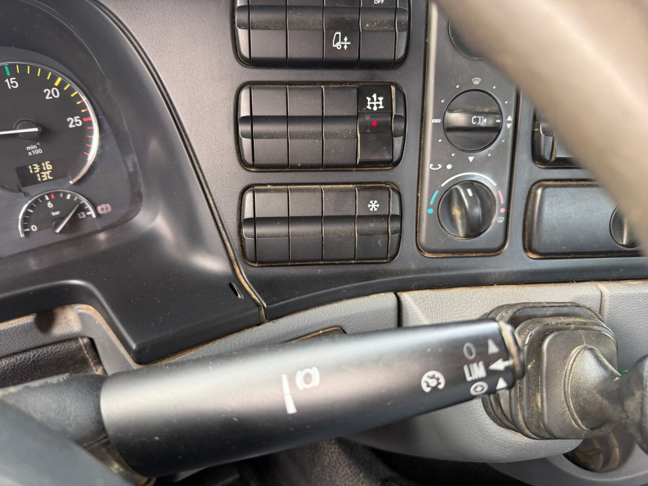 Mercedes-Benz Actros 2644 L 6x4 Actros 2644 L 6x4 - Гаковий мультиліфт вантажівка: фото 5 Mercedes-Benz Actros 2644 L 6x4 Actros 2644 L 6x4 - Гаковий мультиліфт вантажівка: фото 5