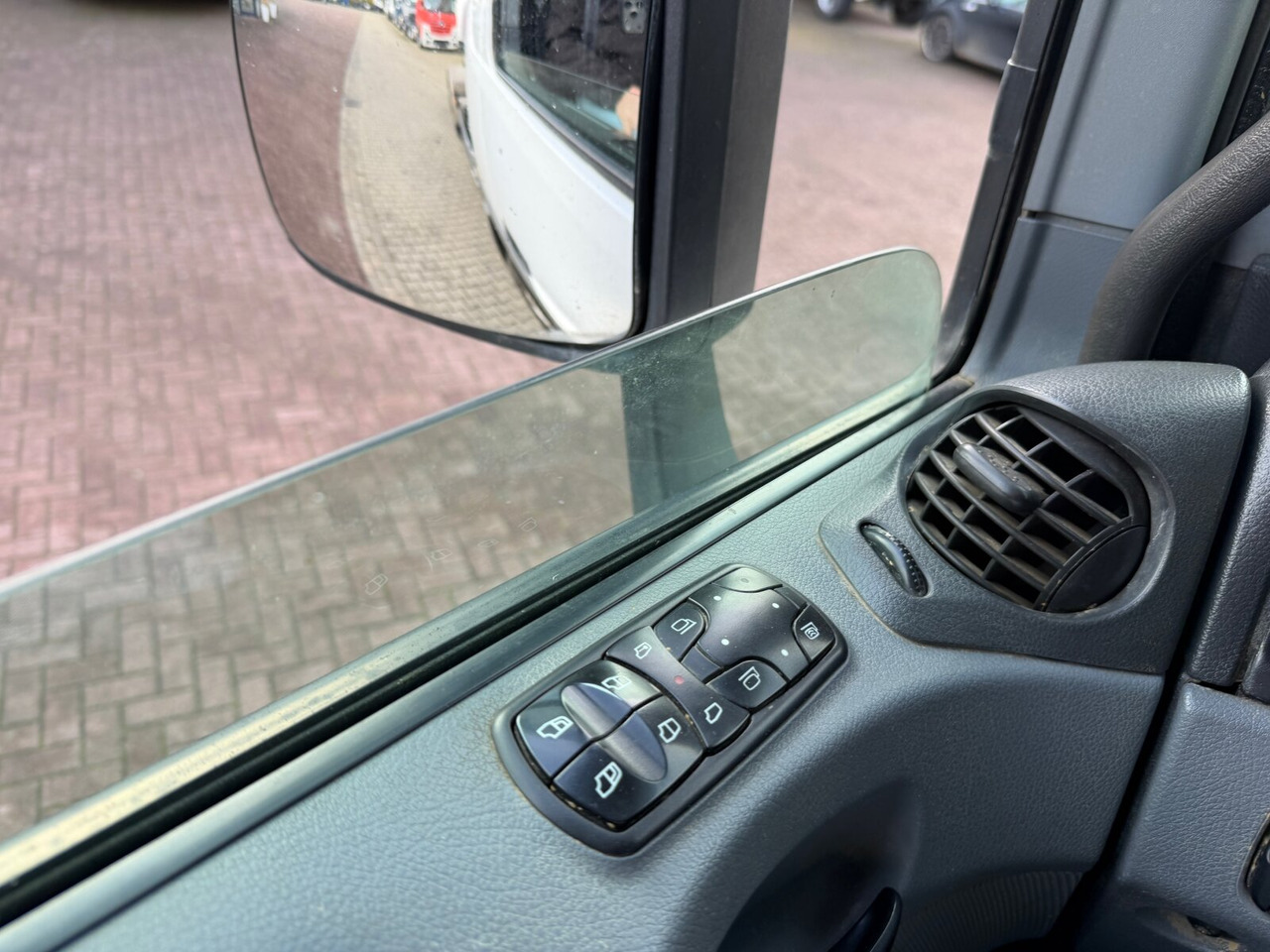 Mercedes-Benz Actros 2644 L 6x4 Actros 2644 L 6x4 - Вантажівка шасі: фото 2 Mercedes-Benz Actros 2644 L 6x4 Actros 2644 L 6x4 - Вантажівка шасі: фото 2