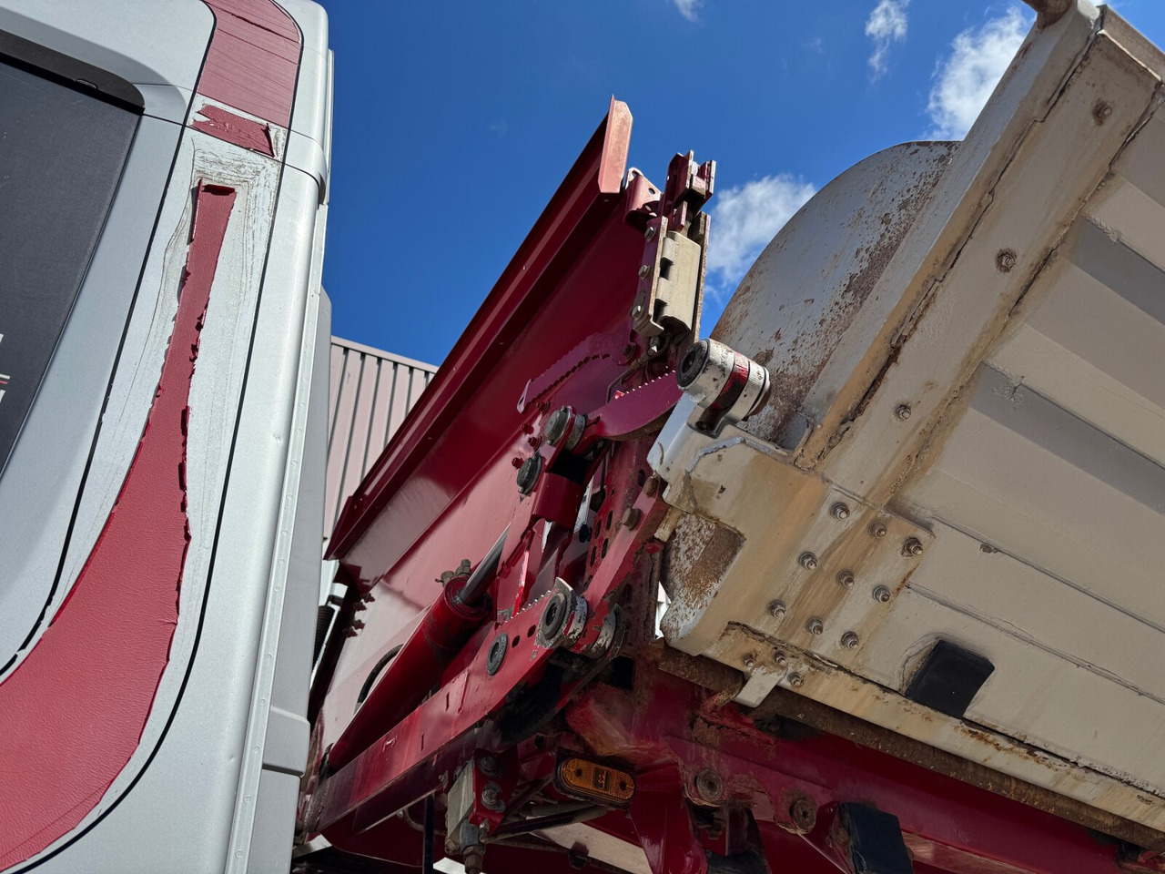 Mercedes-Benz Actros 2648 LK 6x4 Actros 2648 LK 6x4, Retarder, Bordmatik, Bi-Xenon - Самоскид вантажівка: фото 2 Mercedes-Benz Actros 2648 LK 6x4 Actros 2648 LK 6x4, Retarder, Bordmatik, Bi-Xenon - Самоскид вантажівка: фото 2