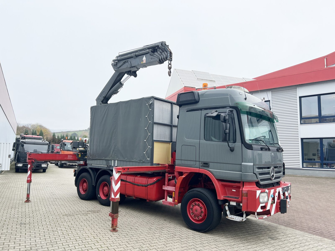 Вантажівка з маніпулятором Mercedes-Benz Actros 3346 AK 6x6 Actros 3346 AK 6x6, 134t Anhängelast WSK, Heckkran Fassi F420AXP.26, Funk, Winde: фото 10