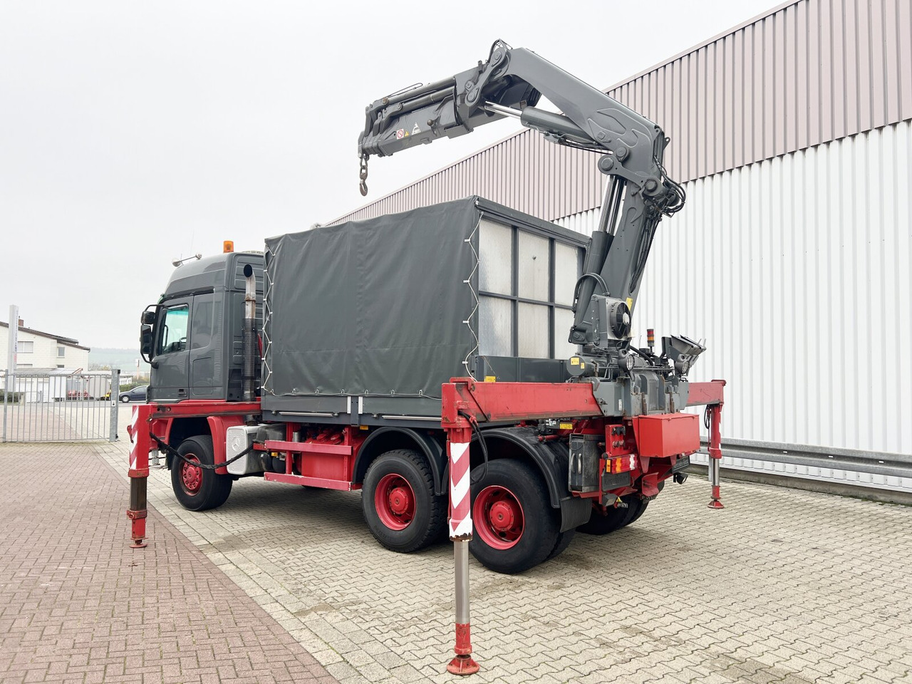 Вантажівка з маніпулятором Mercedes-Benz Actros 3346 AK 6x6 Actros 3346 AK 6x6, 134t Anhängelast WSK, Heckkran Fassi F420AXP.26, Funk, Winde: фото 12