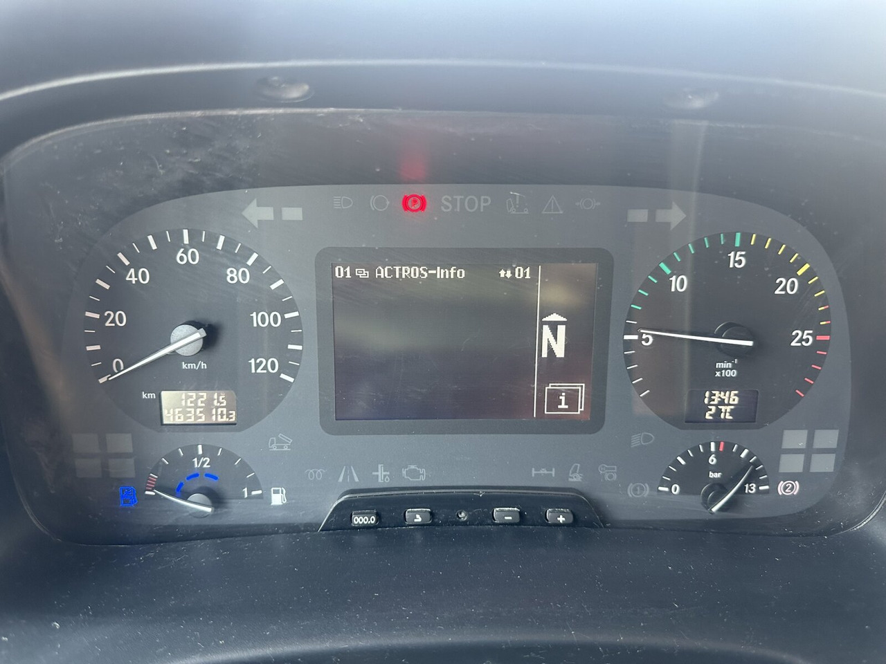 Mercedes-Benz Actros 3348 AK 6x6 Actros 3348 AK 6x6 - Вантажівка шасі: фото 2 Mercedes-Benz Actros 3348 AK 6x6 Actros 3348 AK 6x6 - Вантажівка шасі: фото 2