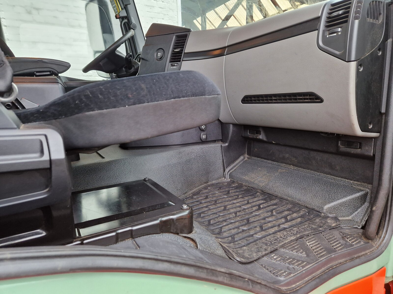 Mercedes-Benz Antos 1848 L 4x2 Antos 1848 L 4x2, Meiller AK 12 MTG Teleskop, Funk, Retarder, Klima, Standhzg., - Скіповий навантажувач вантажівка: фото 2 Mercedes-Benz Antos 1848 L 4x2 Antos 1848 L 4x2, Meiller AK 12 MTG Teleskop, Funk, Retarder, Klima, Standhzg., - Скіповий навантажувач вантажівка: фото 2