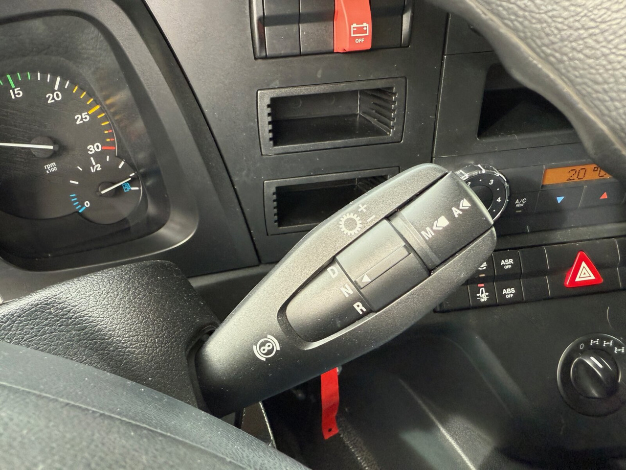 Mercedes-Benz Arocs 1827 A 4x4 Arocs 1827 A 4x4, Ex-! - Бортова вантажівка/ Платформа: фото 5 Mercedes-Benz Arocs 1827 A 4x4 Arocs 1827 A 4x4, Ex-! - Бортова вантажівка/ Платформа: фото 5