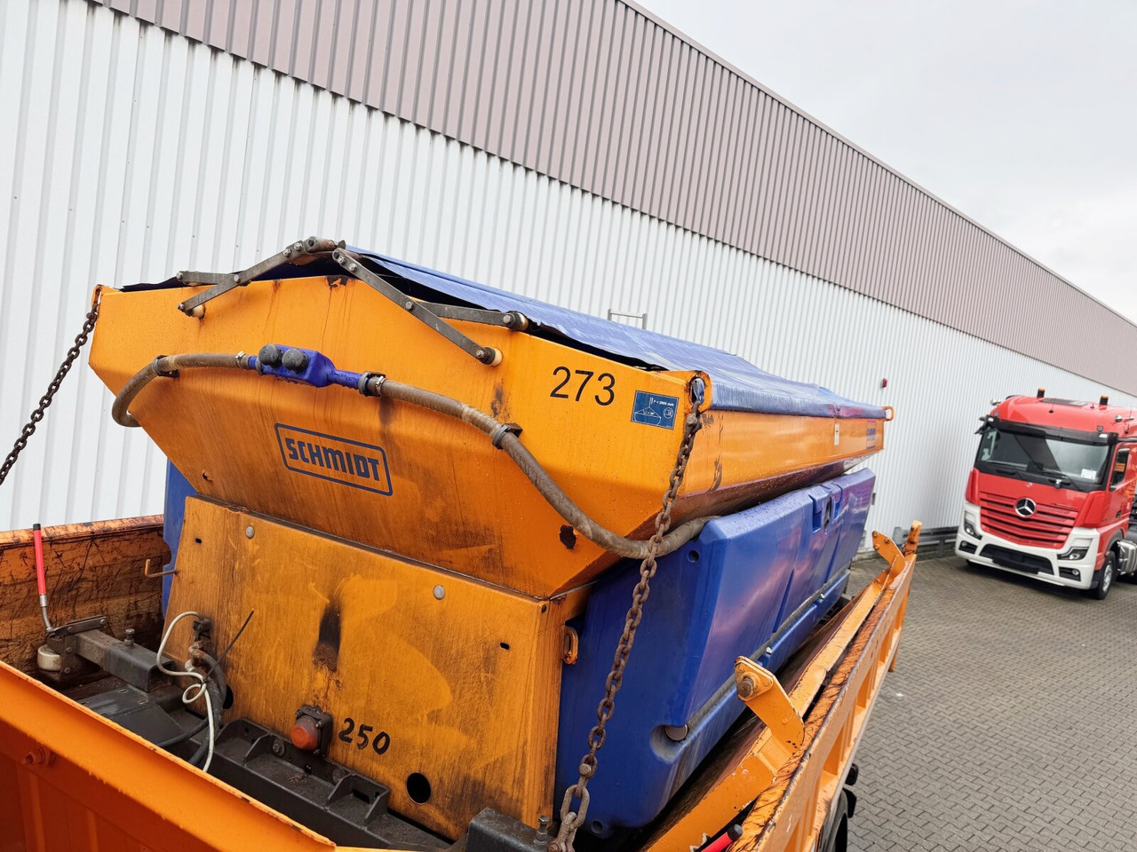Mercedes-Benz Arocs 2036 AK 4x4 Arocs 2036 AK 4x4, Grounder, Motorabtrieb, Bordmatik, Winterdienstausstattung - Самоскид вантажівка: фото 3 Mercedes-Benz Arocs 2036 AK 4x4 Arocs 2036 AK 4x4, Grounder, Motorabtrieb, Bordmatik, Winterdienstausstattung - Самоскид вантажівка: фото 3