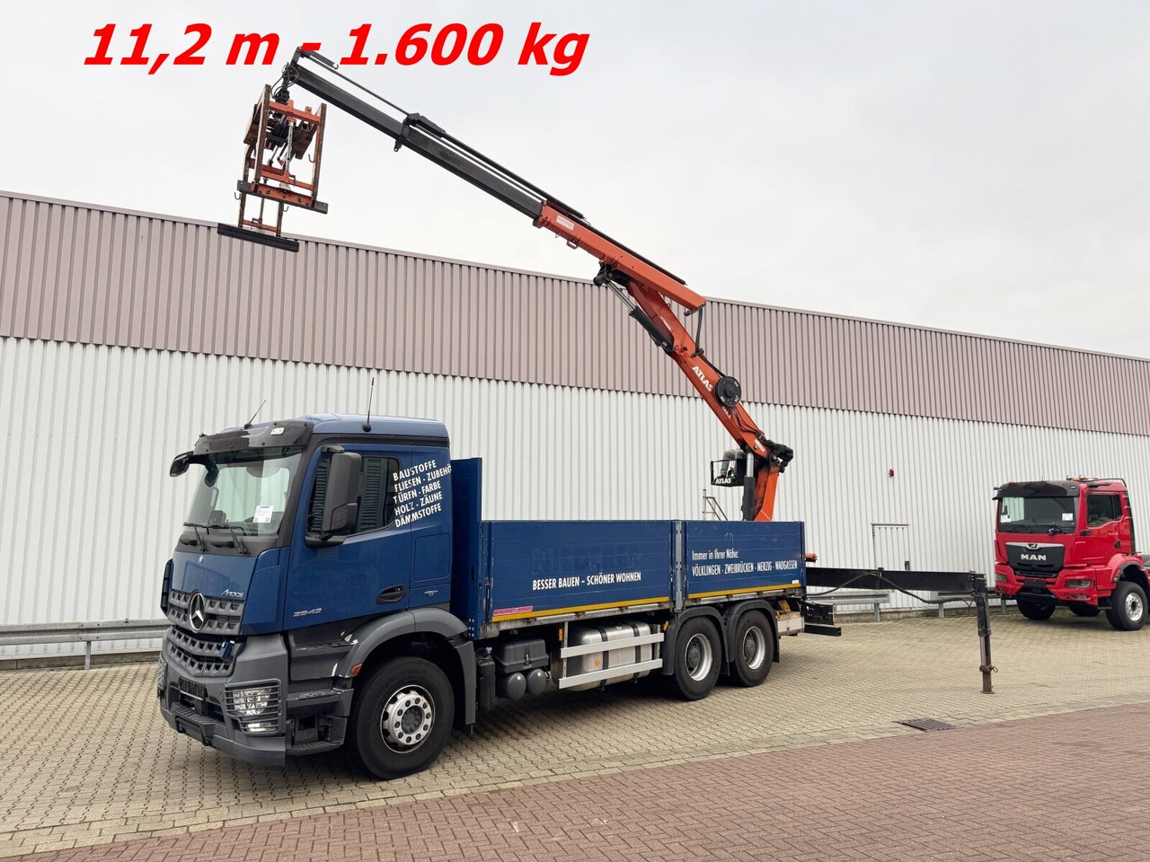 Mercedes-Benz Arocs 2642 6x4 Arocs 2642 6x4 mit Heckkran Atlas AK 186.3 V-2 - Вантажівка з маніпулятором, Бортова вантажівка/ Платформа: фото 1 Mercedes-Benz Arocs 2642 6x4 Arocs 2642 6x4 mit Heckkran Atlas AK 186.3 V-2 - Вантажівка з маніпулятором, Бортова вантажівка/ Платформа: фото 1