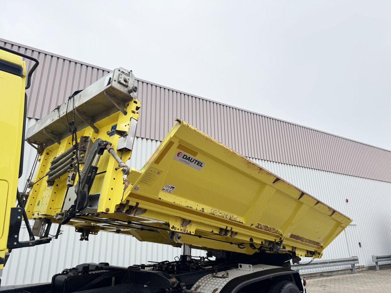 Mercedes-Benz Arocs 2658 K 6x4 Arocs 2658 K 6x4, Retarder, Bordmatik - Самоскид вантажівка: фото 2 Mercedes-Benz Arocs 2658 K 6x4 Arocs 2658 K 6x4, Retarder, Bordmatik - Самоскид вантажівка: фото 2