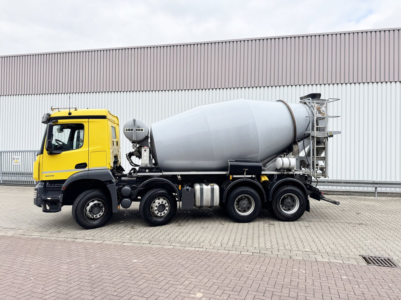 Mercedes-Benz Arocs 3246 B 8x4/4 Arocs 3246 B 8x4/4, Liebherr HTM 905 Mischer, 9m³, Multimedia Cockpit, Navi - Автобетонозмішувач: фото 3 Mercedes-Benz Arocs 3246 B 8x4/4 Arocs 3246 B 8x4/4, Liebherr HTM 905 Mischer, 9m³, Multimedia Cockpit, Navi - Автобетонозмішувач: фото 3