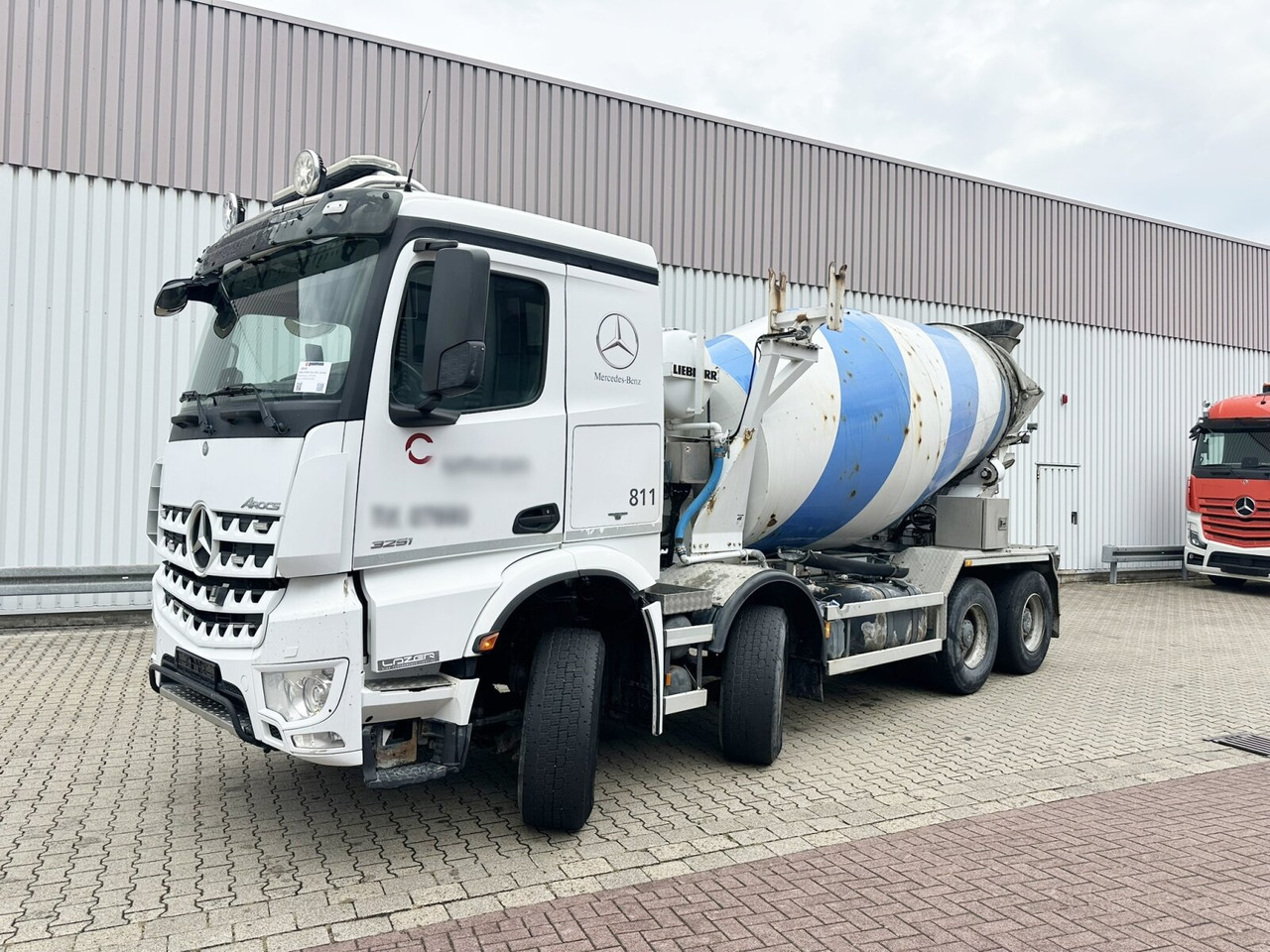 Mercedes-Benz Arocs 3251 8x4/4 Arocs 3251 8x4/4, Betonmischer Liebherr ca. 9m³ - Автобетонозмішувач: фото 1 Mercedes-Benz Arocs 3251 8x4/4 Arocs 3251 8x4/4, Betonmischer Liebherr ca. 9m³ - Автобетонозмішувач: фото 1