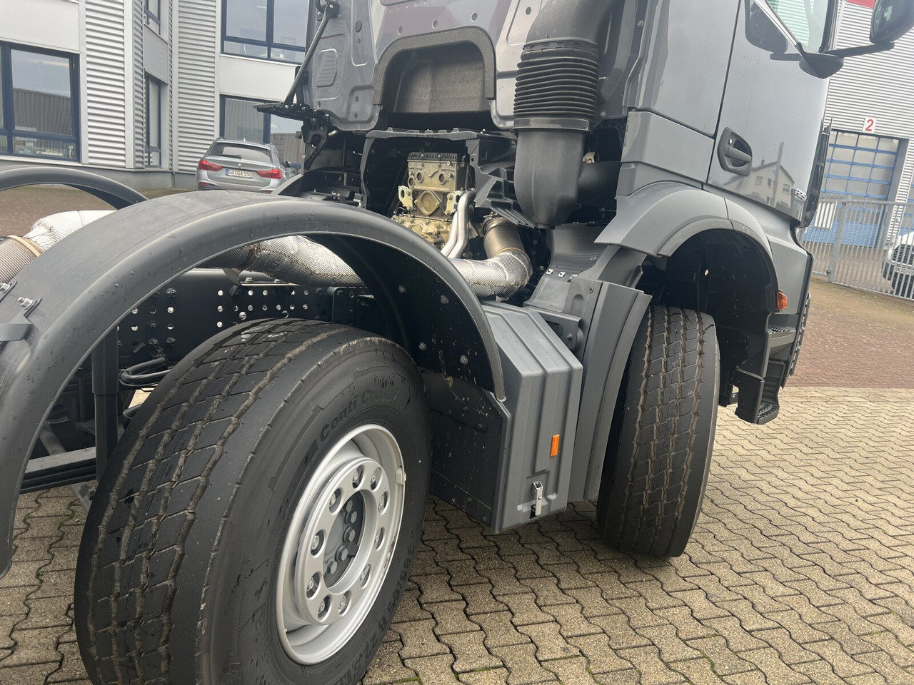 Mercedes-Benz Arocs 3251 L 8x4/4 Arocs 3251 L 8x4/4, mit Motorabtrieb C plus NA - Вантажівка шасі: фото 5 Mercedes-Benz Arocs 3251 L 8x4/4 Arocs 3251 L 8x4/4, mit Motorabtrieb C plus NA - Вантажівка шасі: фото 5