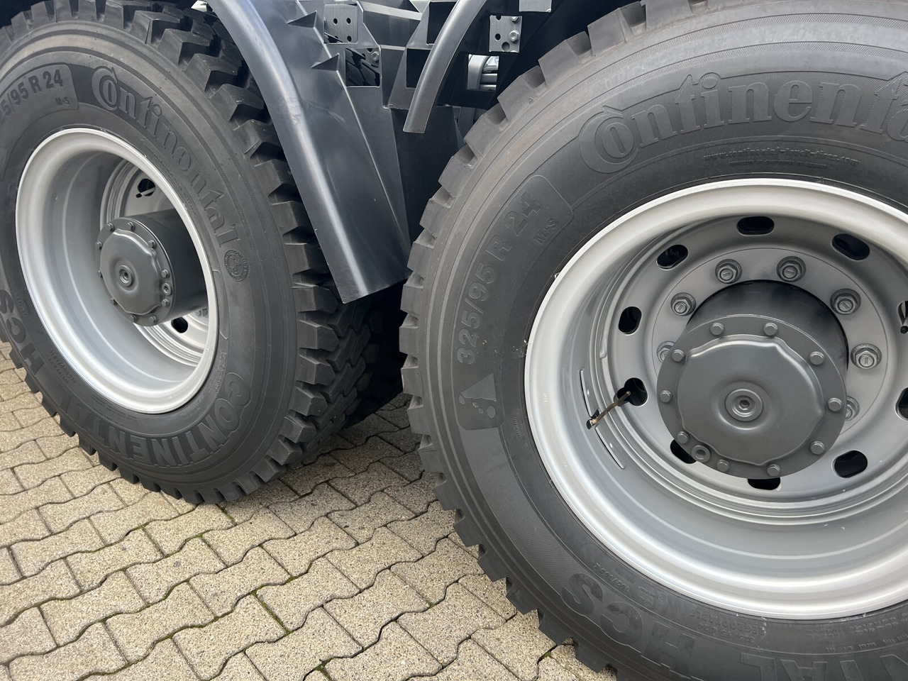 Mercedes-Benz Arocs 4151 AK 8x8/4 Arocs 4151 AK 8x8/4, Grounder - Гаковий мультиліфт вантажівка: фото 5 Mercedes-Benz Arocs 4151 AK 8x8/4 Arocs 4151 AK 8x8/4, Grounder - Гаковий мультиліфт вантажівка: фото 5