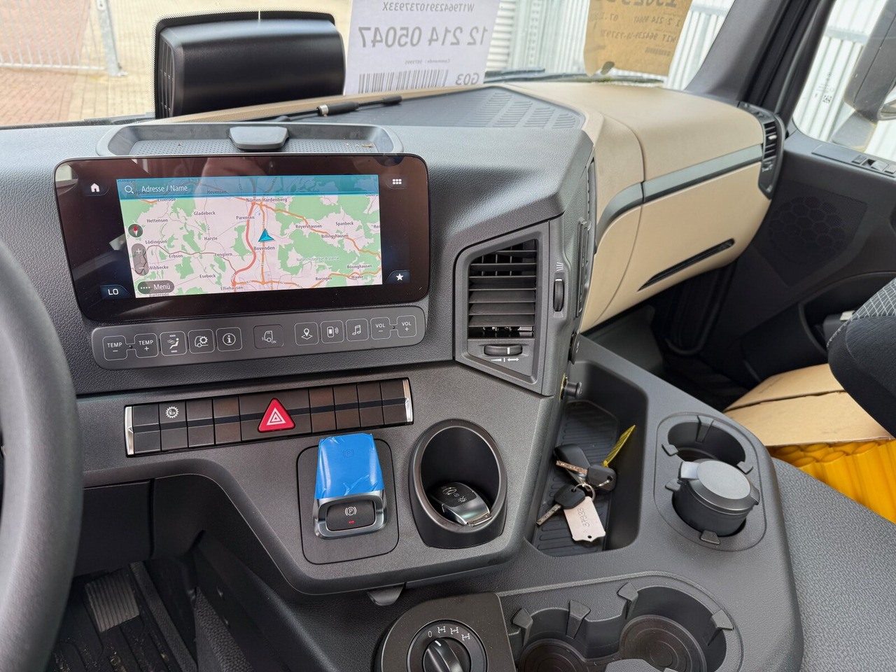 Mercedes-Benz Arocs 4151 AK 8x8/4 Arocs 4151 AK 8x8/4, Retarder, Navi, MultimediaCockpit, Grounder - Вантажівка шасі: фото 4 Mercedes-Benz Arocs 4151 AK 8x8/4 Arocs 4151 AK 8x8/4, Retarder, Navi, MultimediaCockpit, Grounder - Вантажівка шасі: фото 4