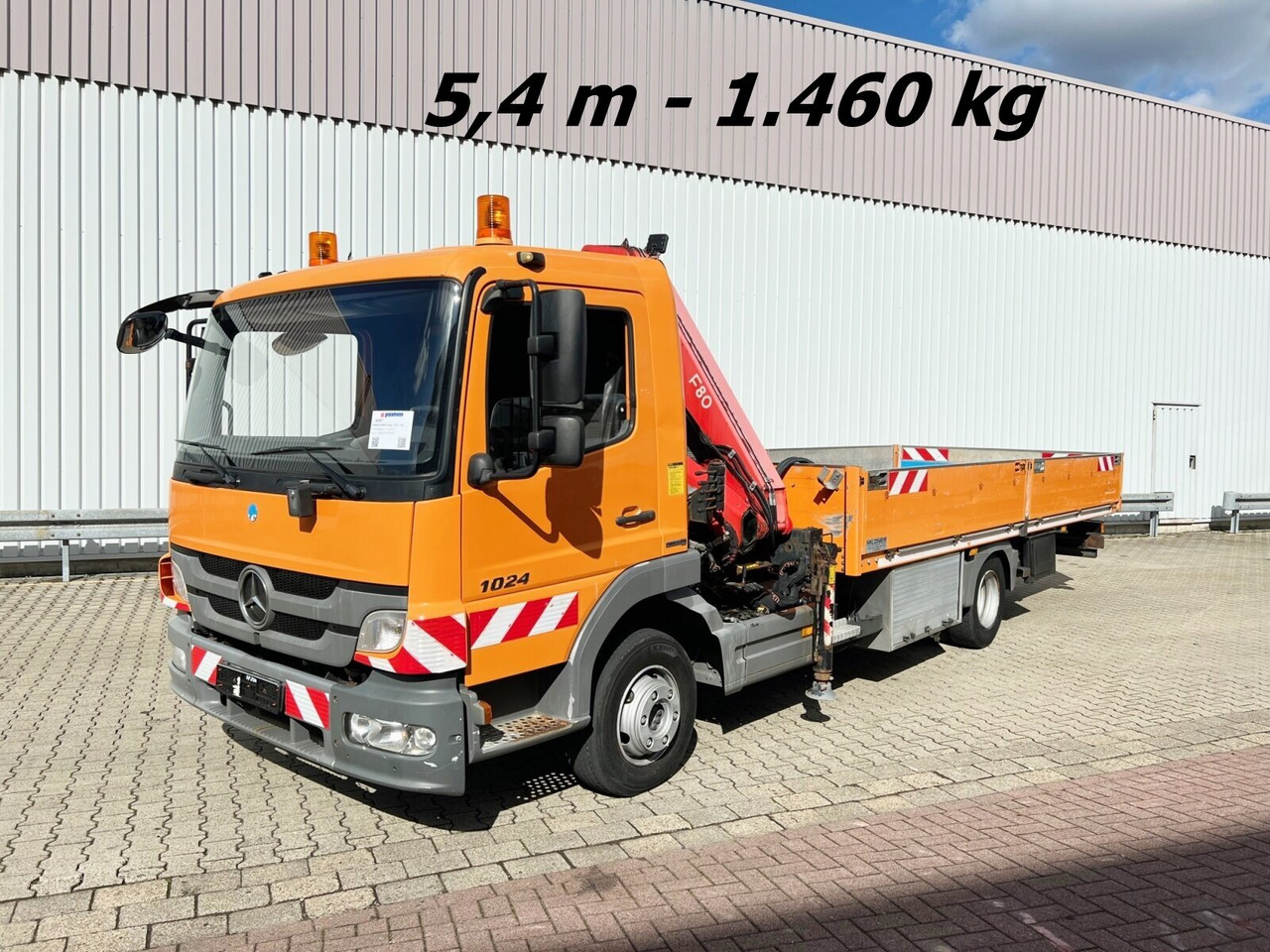 Mercedes-Benz Atego 1024 L 4x2 Atego 1024 L 4x2 mit Kran Fassi F80A.0.21 - Вантажівка з маніпулятором, Бортова вантажівка/ Платформа: фото 1 Mercedes-Benz Atego 1024 L 4x2 Atego 1024 L 4x2 mit Kran Fassi F80A.0.21 - Вантажівка з маніпулятором, Бортова вантажівка/ Платформа: фото 1