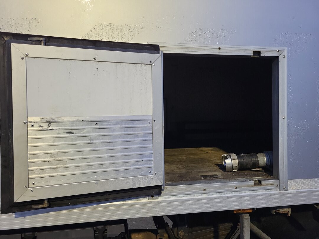 Вантажівка з закритим кузовом Mercedes-Benz Atego 1330 4x4 Atego 1330 4x4, Iso-Koffer mit Heizung und LBW: фото 6