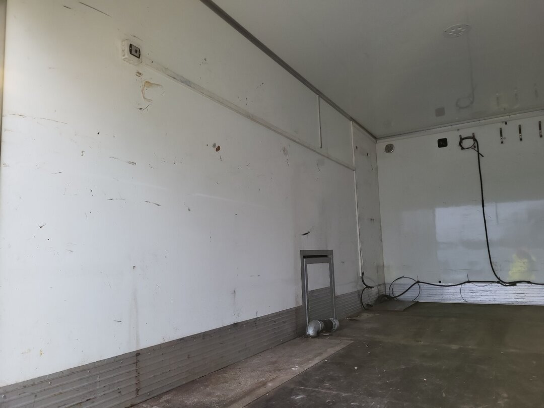 Вантажівка з закритим кузовом Mercedes-Benz Atego 1330 4x4 Atego 1330 4x4, Iso-Koffer mit Heizung und LBW: фото 14